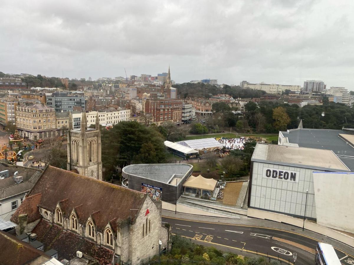 Bournemouth Beachfront Retreat 3 Bedroom 3 Bathroom Seaside B&B With Free Parking المظهر الخارجي الصورة